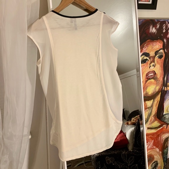 Labworks Cap sleeve Top - Picture 3 of 3